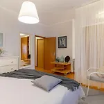 Casa Heras-estadia Com Hot Tub בית נופש Avintes